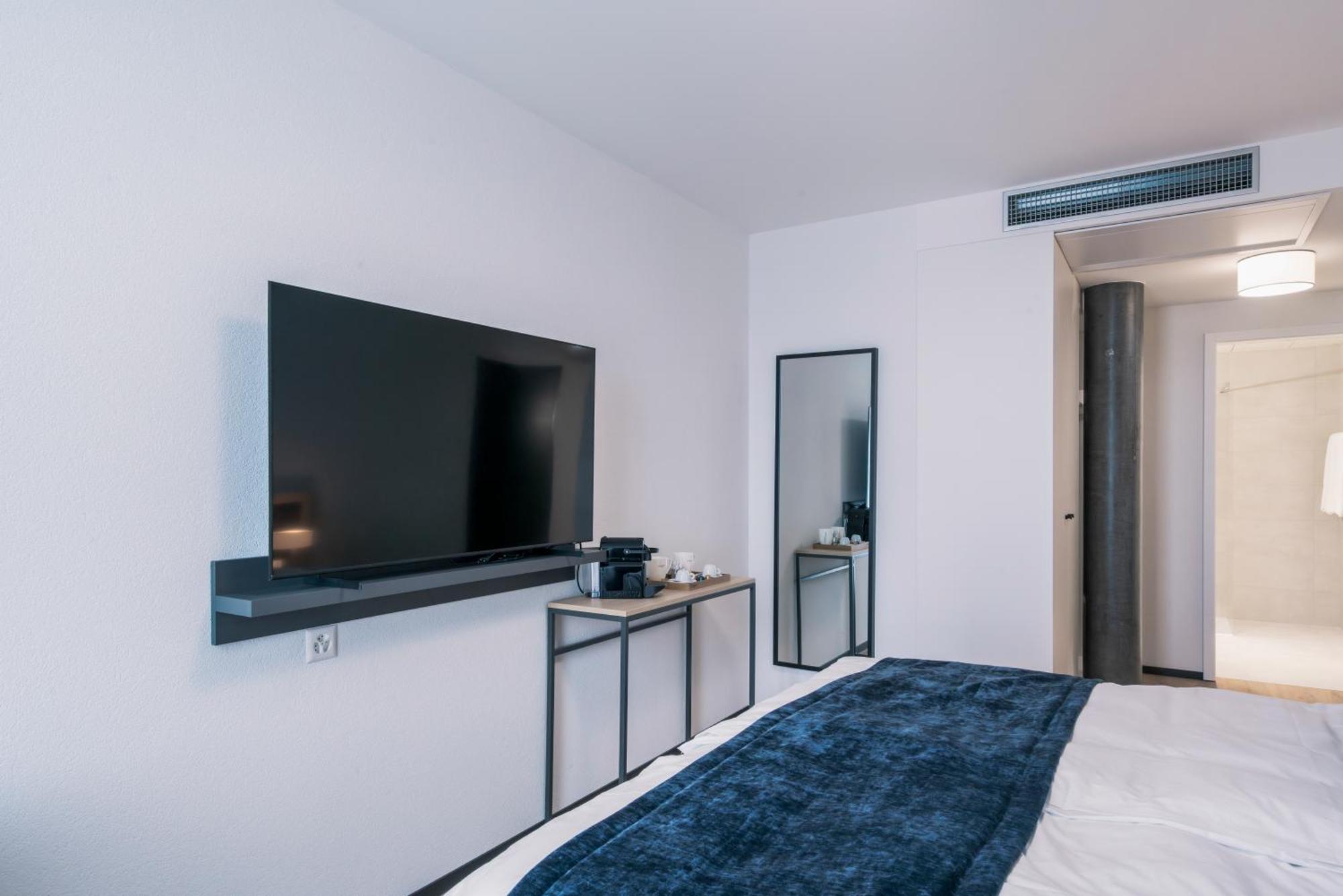 Yparc Hotel 이베르동레방 외부 사진